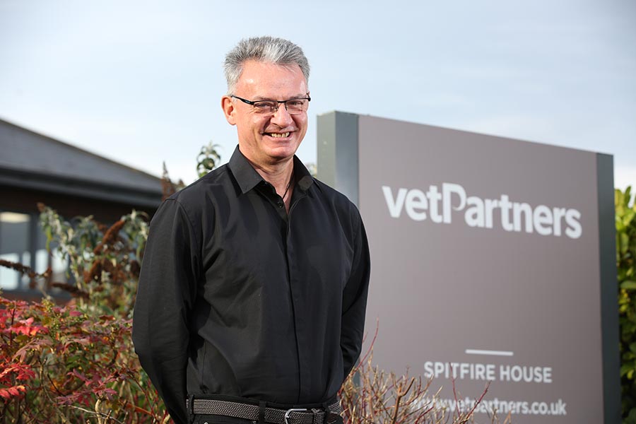 Vincent Parez MD VetPartners France
